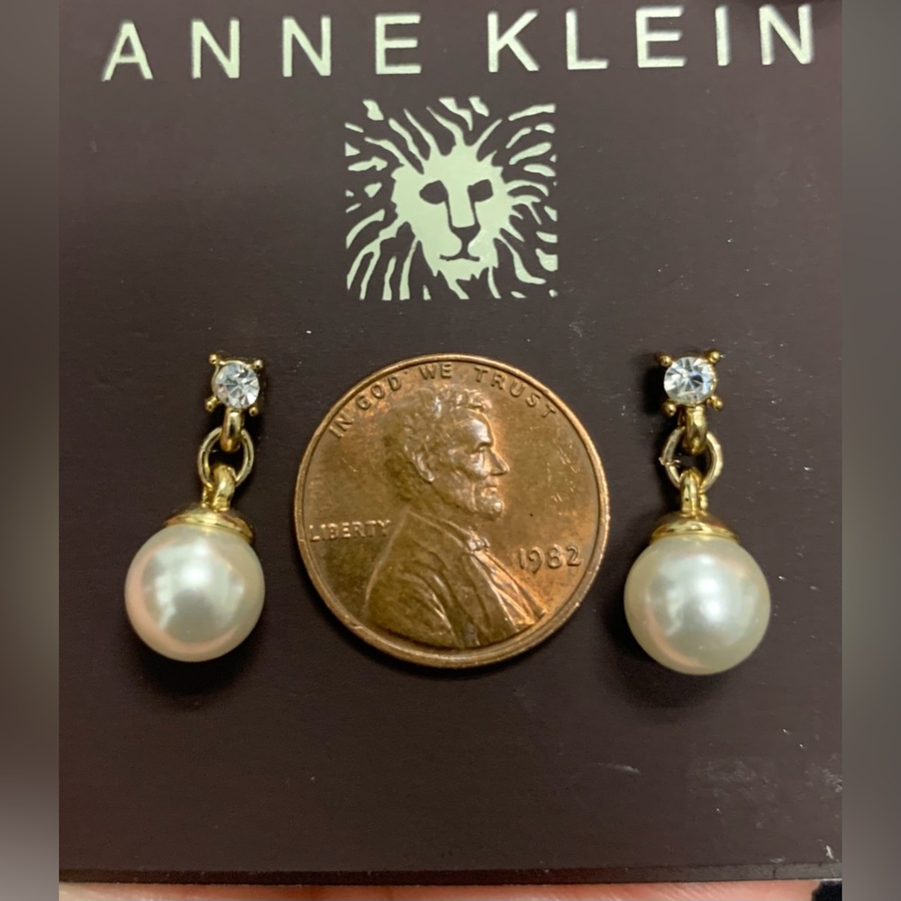 Anne Klein faux Pearl drop earrings.  NWT